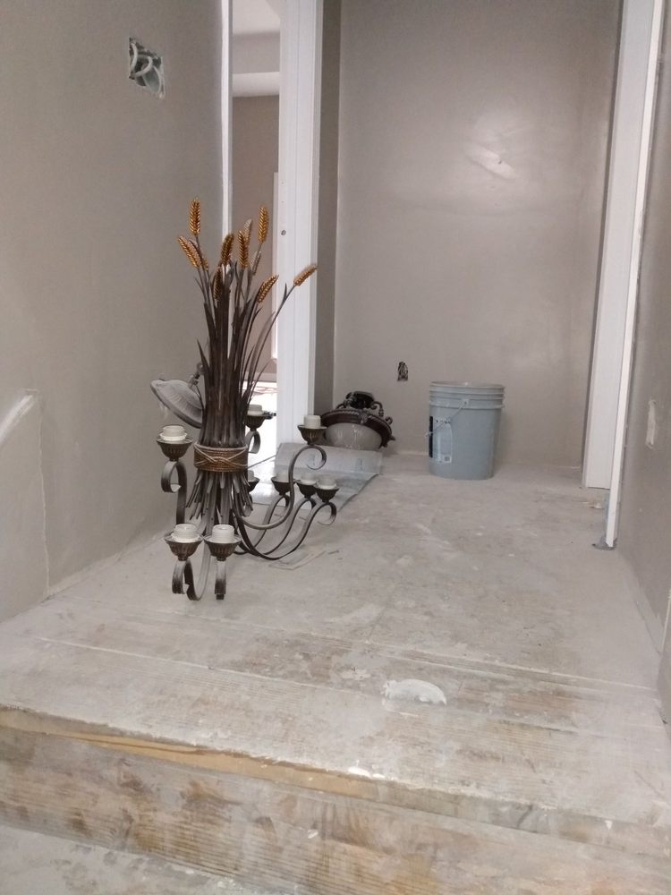 Slide of Williams Building Renovation and handyman