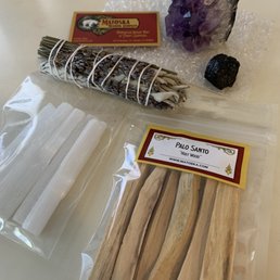 Lavender White Sage, Selenite, Amethyst, Palo Santo, and Tourmaline Lavender White Sage, Selenite, Amethyst, Palo Santo, and Tourmaline