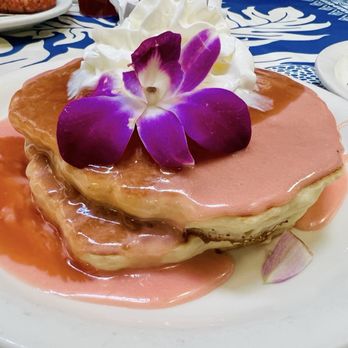 Cinnamon's Restaurant - Guava chiffon pancakes - Pancakes Near Me - Kailua, Hawaii Cinnamon's Restaurant - Guava chiffon pancakes - Pancakes Near Me - Kailua, Hawaii