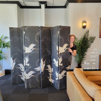 Glendale Express Hotel - Cutie peeking out from decor in the lobby. - Hotels Near Me - Glendale, California Glendale Express Hotel - Cutie peeking out from decor in the lobby. - Hotels Near Me - Glendale, California