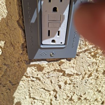 HD Electric - GFCI outside. - Electricians Near Me