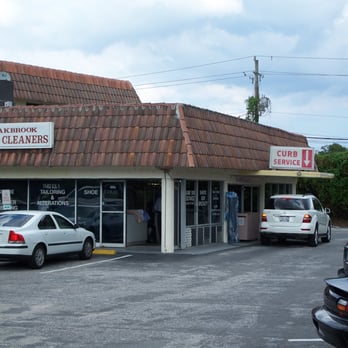 Oakbrook Cleaners - Sewing & Alterations Near Me - North Palm Beach, Florida Oakbrook Cleaners - Sewing & Alterations Near Me - North Palm Beach, Florida