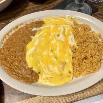 Los Molcajetes - Cheese Enchiladas with queso. Fabulous! - Mexican Near Me - Fort Worth, Texas Los Molcajetes - Cheese Enchiladas with queso. Fabulous! - Mexican Near Me - Fort Worth, Texas