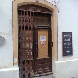 Čajovna - čajový bar Peklo, nebe, ráj - Vstup do čajovny.