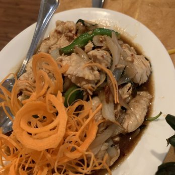 Sam Phao Thai Cuisine - Kapow (Thai basil) chicken - Thai Near Me - Alexandria, Virginia Sam Phao Thai Cuisine - Kapow (Thai basil) chicken - Thai Near Me - Alexandria, Virginia