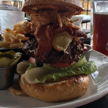 View 202 - View Burger, it certainly is a view!! - Seafood Near Me - Redding, California
