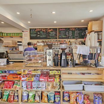 Le Kahéra - the counter of a coffee shop - Convenience Stores Near Me - Montreal, Quebec Le Kahéra - the counter of a coffee shop - Convenience Stores Near Me - Montreal, Quebec