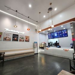 It's Boba Time - NoHo West - Very open and clean here.