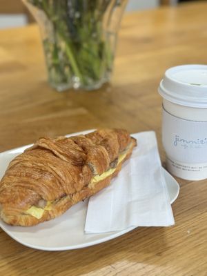 Jinnie’s Cafe & Deli