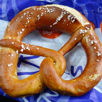 Bäckerei Brunner - Bäckerei Brunner 05/29/19: Brezel - Cafes Near Me - Füssen, BY