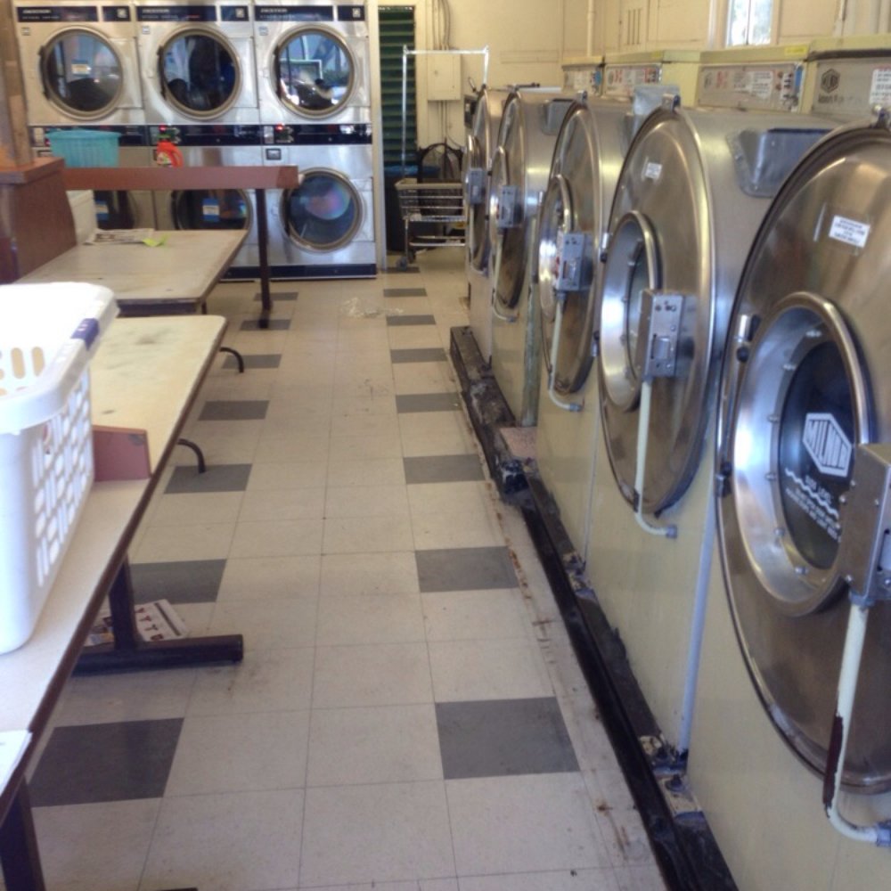 Ocean Park Laundromat - larger machines (35#) $3.25 - Laundromat Near Me - Santa Monica, California Ocean Park Laundromat - larger machines (35#) $3.25 - Laundromat Near Me - Santa Monica, California