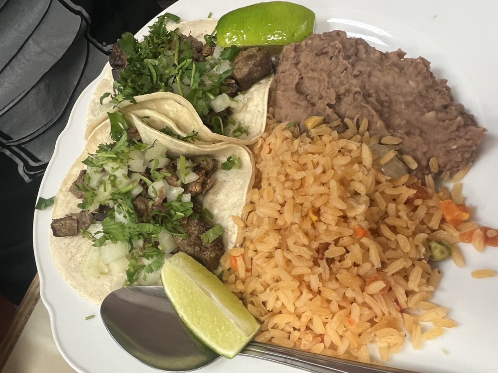 Food from Gaby's Taquería