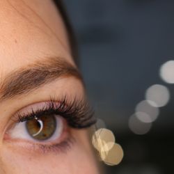 Eyelash Club - Tempe Campus - Volume Eyelash Extensions