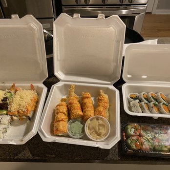 BahDah sushi - Avo Waltz,  Firecracker, Tsunami Roll x2, 8 Piece Sweet Vege Roll, 8 Piece Bahdah Spring Roll - Sushi Bars Near Me - Royal Oak, Michigan