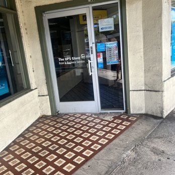 The UPS Store - Shipping Centers Near Me - Honolulu, Hawaii The UPS Store - Shipping Centers Near Me - Honolulu, Hawaii