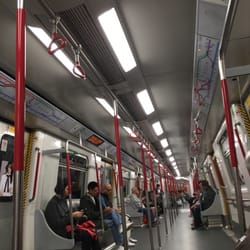 港鐵荃灣站