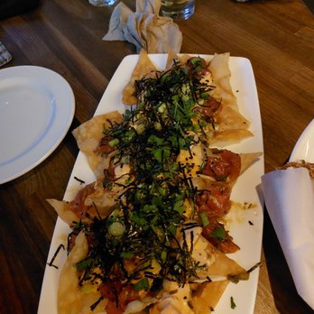 Yard House - Poke nachos - New American Near Me - Washington, DC, District of Columbia