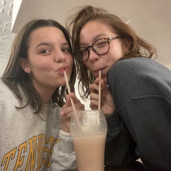 The MadOX House - two girls drinking milkshakes - Pizza Near Me - Jefferson City, Tennessee The MadOX House - two girls drinking milkshakes - Pizza Near Me - Jefferson City, Tennessee