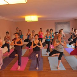 Yoga Şala
