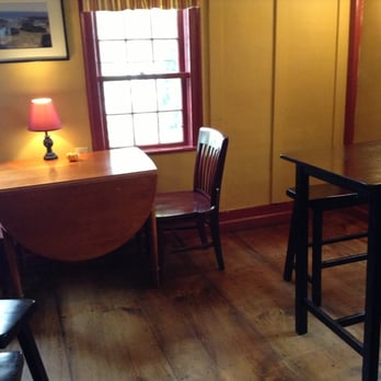 Bagel Basket - Love the furniture and vibe of the place - Bagels Near Me - York, Maine