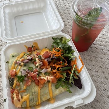 Cafe Ez - Asiano Crepe and Strawberry Lemonade Mojito - Breakfast & Brunch Near Me - Elkridge, Maryland Cafe Ez - Asiano Crepe and Strawberry Lemonade Mojito - Breakfast & Brunch Near Me - Elkridge, Maryland