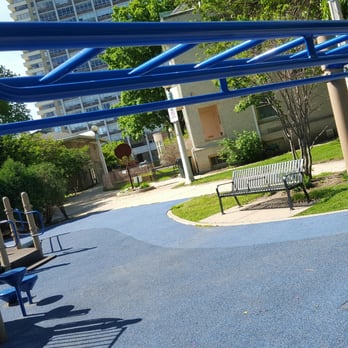Berger Park - Playgrounds Near Me - Chicago, Illinois