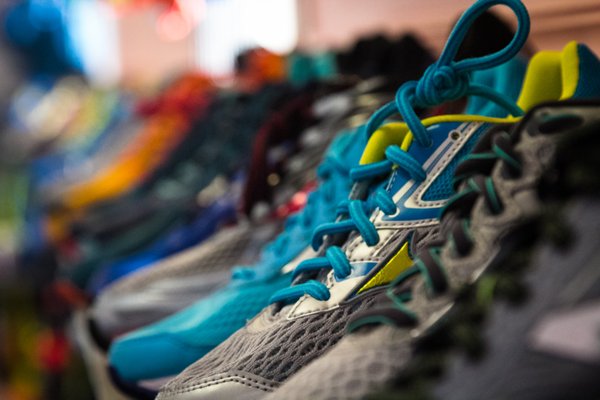 new balance store canal walk