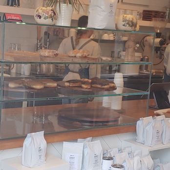 Dart Coffee Co - Coffee Roasteries Near Me - Santa Barbara, California