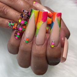 Glam Nails And Spa