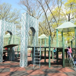 J. Hood Wright Recreation Center