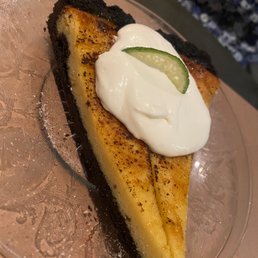 Key lime brûlée with Oreo crust