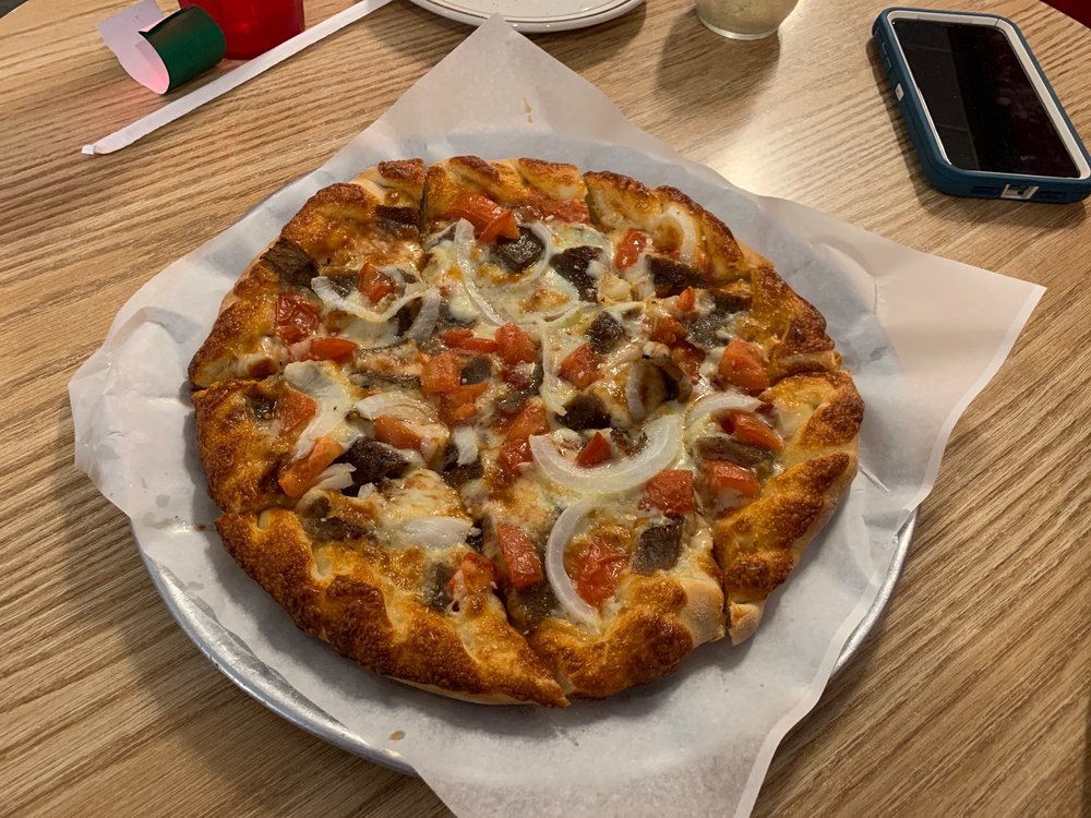 Winns Pizza & Steak house Logo