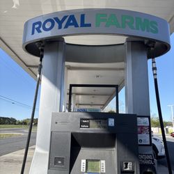 Royal Farms 103