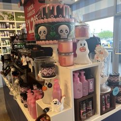 Bath & Body Works - Halloween in July