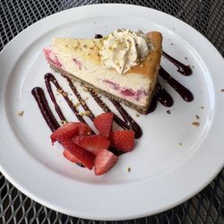 Ena - Raspberry pistachio cheesecake