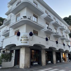 Hotel Ascot