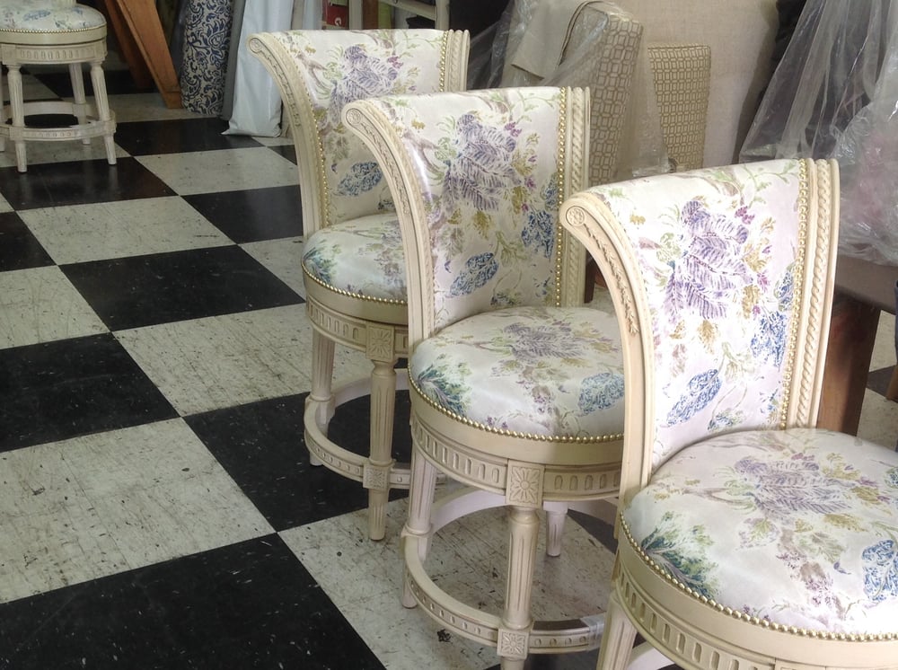 R Upholstery - upholstery in Redwood City, CA
