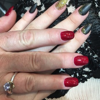 Bilancia Nail Spa - Nail Salons Near Me - Chicago, Illinois