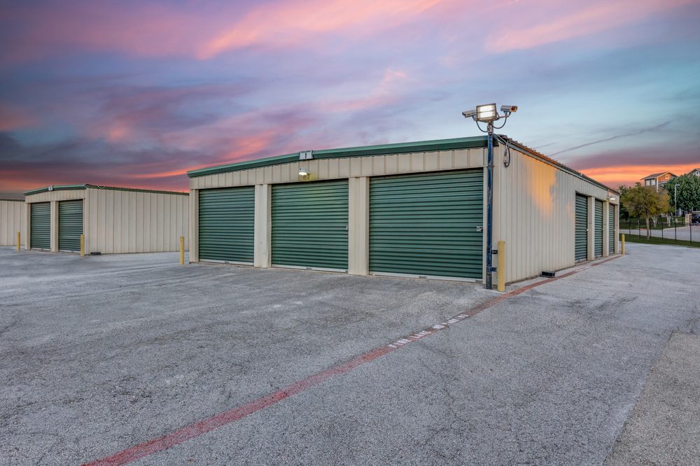 CONVENIENT SELF STORAGE Updated July 2024 17 Photos 6600 Granbury
