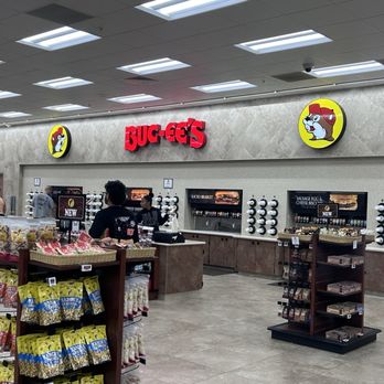 Buc-ee's - Gas Stations Near Me - Calhoun, Georgia