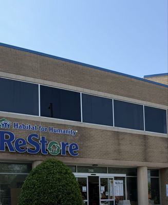 Habitat For Humanity ReStore by null