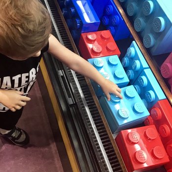 LEGOLAND Discovery Center - Let them pick their lunch box - Kids Activities Near Me - Tempe, Arizona