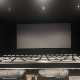 Theater 21 Theater 21