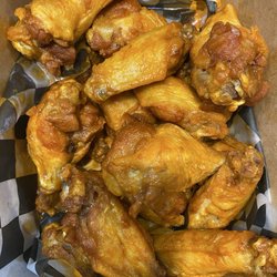 Broadway Hot & Honey Chicken - Buffalo wings