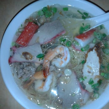 Mai Lee - number 6 on the menu: yellow and rice noodle soup with seafood - Vietnamese Near Me - Saint Louis, Missouri