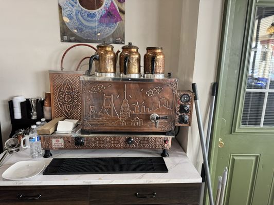 Zeeyum Kitchen by null