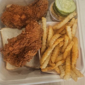 Dave's Hot Chicken - Chicken Shop Near Me - Waterford, Connecticut Dave's Hot Chicken - Chicken Shop Near Me - Waterford, Connecticut