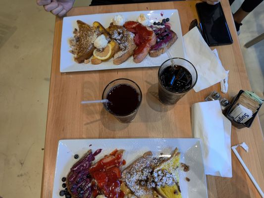 Batter & Berries South Loop by null