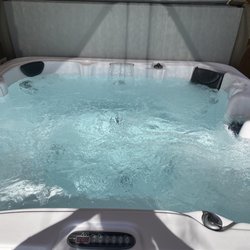 Southwest Spas & Pools Outlet - It looks even better with LED lights