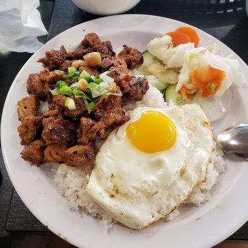 Com Tam Que Huong - Com tam lui + op la (skewered pork, rice, sunny side up egg + pickled veggies) - Vietnamese Near Me - Westminster, California Com Tam Que Huong - Com tam lui + op la (skewered pork, rice, sunny side up egg + pickled veggies) - Vietnamese Near Me - Westminster, California